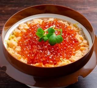 いくら一面釜めし弁当